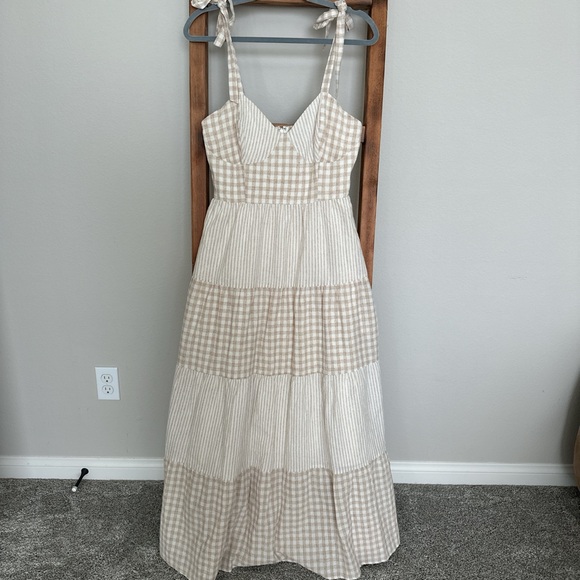 Lost + Wonder Island Picnic Maxi Dress - Picture 1 of 8
